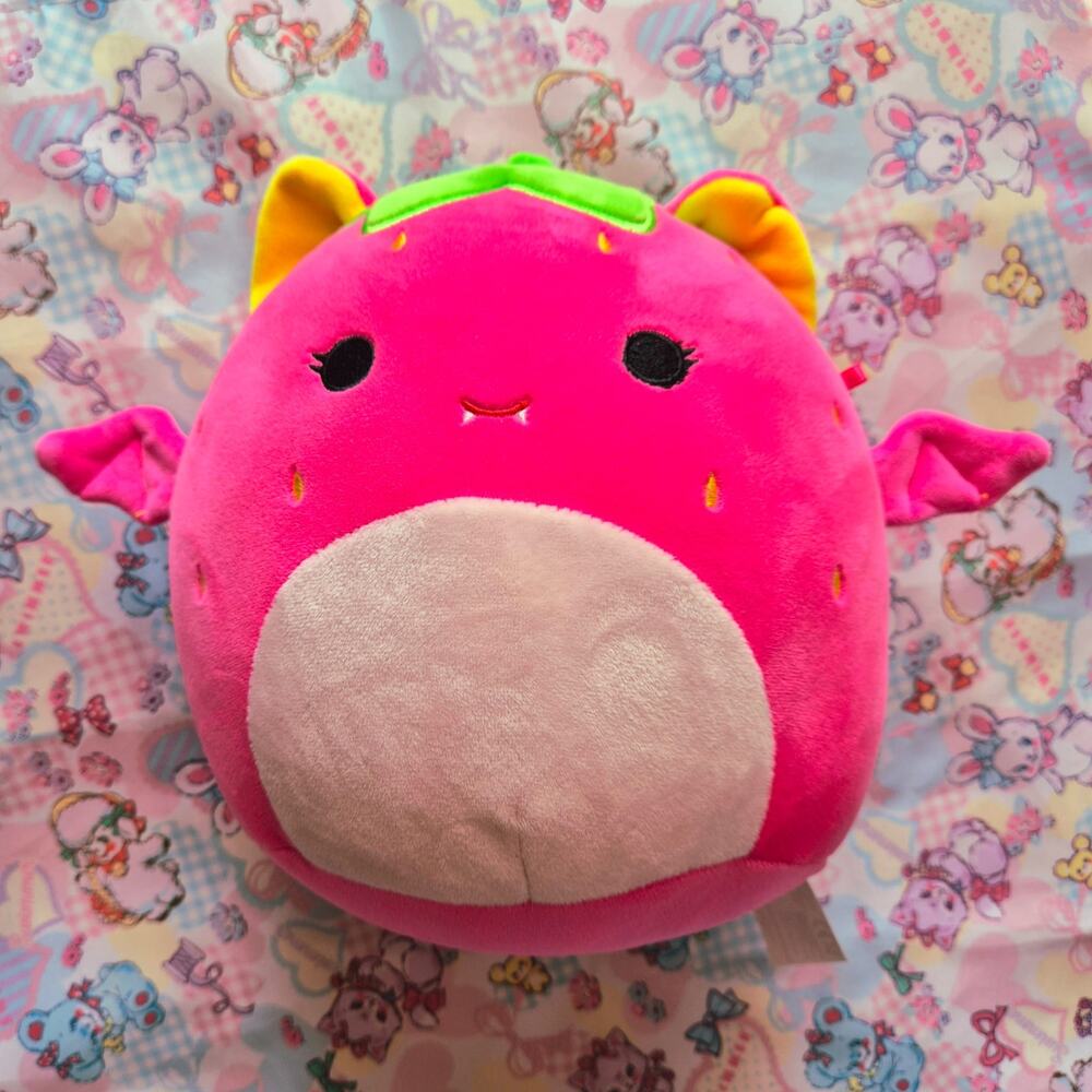 Squishmallows Gwendolyn the Strawberry Fruit Bat 8" Plush